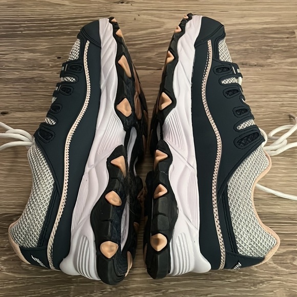 𝅺avia sneakers - Picture 5 of 7